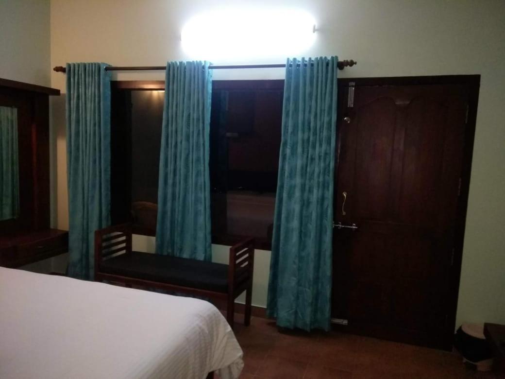 Shamrock Holiday Home Munnar Esterno foto